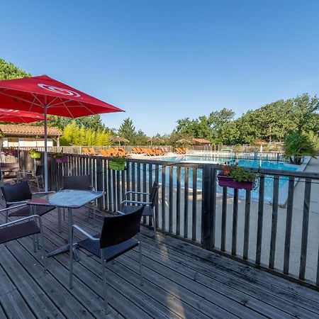 Отель Camping Les Reflets Du Quercy Crayssac Экстерьер фото