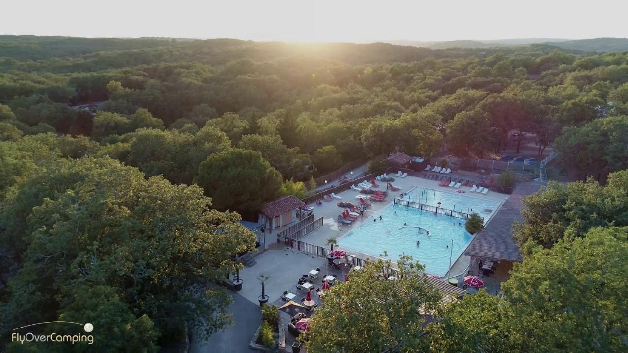 Отель Camping Les Reflets Du Quercy Crayssac Экстерьер фото
