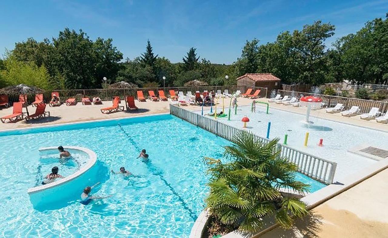 Отель Camping Les Reflets Du Quercy Crayssac Экстерьер фото