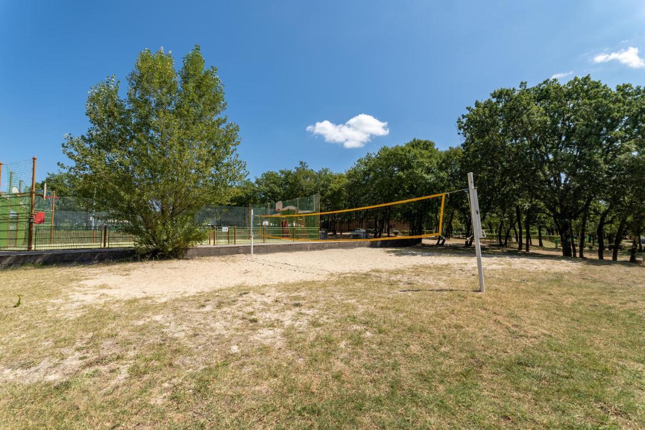 Отель Camping Les Reflets Du Quercy Crayssac Экстерьер фото