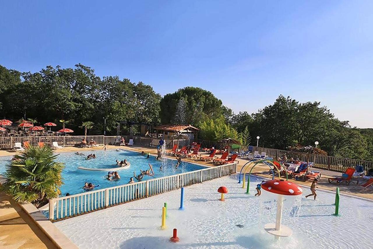Отель Camping Les Reflets Du Quercy Crayssac Экстерьер фото