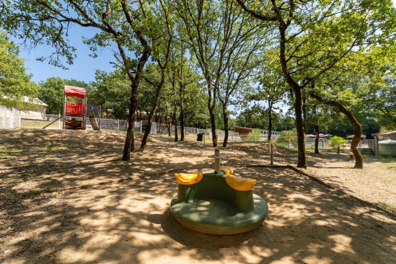 Отель Camping Les Reflets Du Quercy Crayssac Экстерьер фото